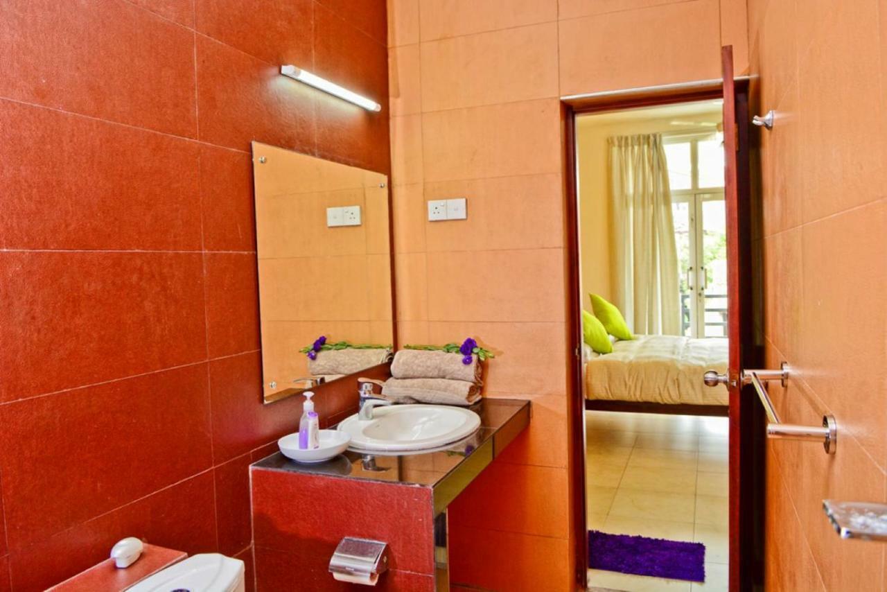 Furnished Apartment At Colombo Suburbs Nawala Rajagiriya Exteriör bild