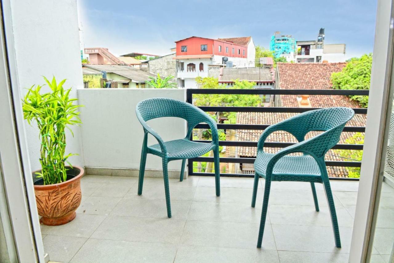 Furnished Apartment At Colombo Suburbs Nawala Rajagiriya Exteriör bild