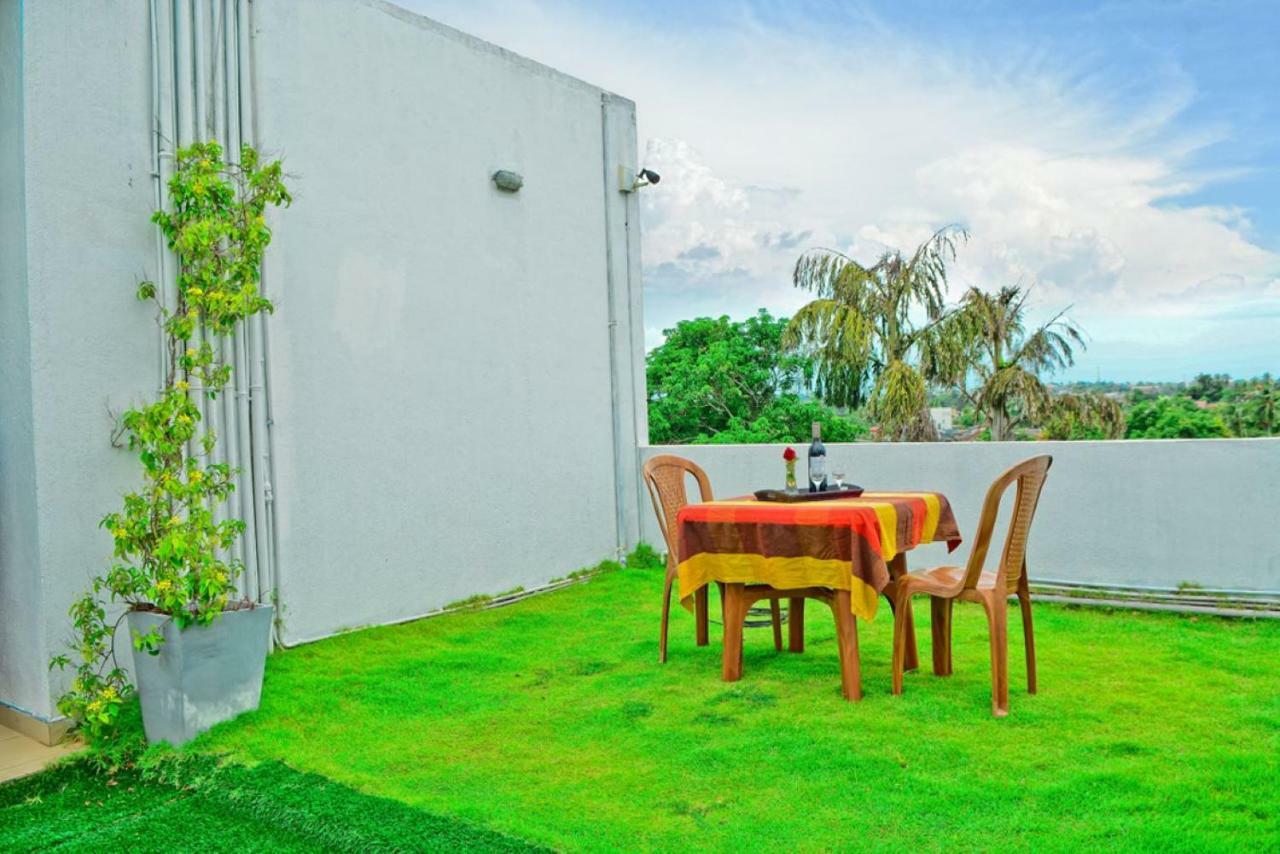 Furnished Apartment At Colombo Suburbs Nawala Rajagiriya Exteriör bild